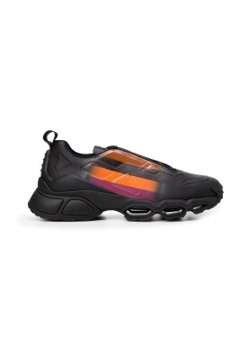 black-low-top-sneakers-aw23