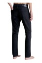 slim-fit-jeans