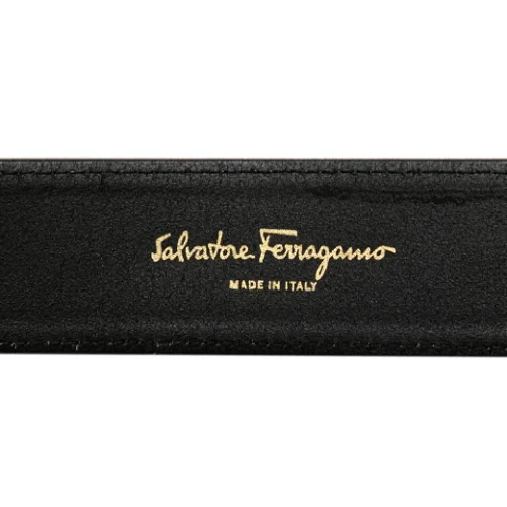 Salvatore Ferragamo Pre-owned Leather belts Brown Dames