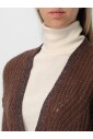 cardigan-scintillant-pour-un-look-elegant