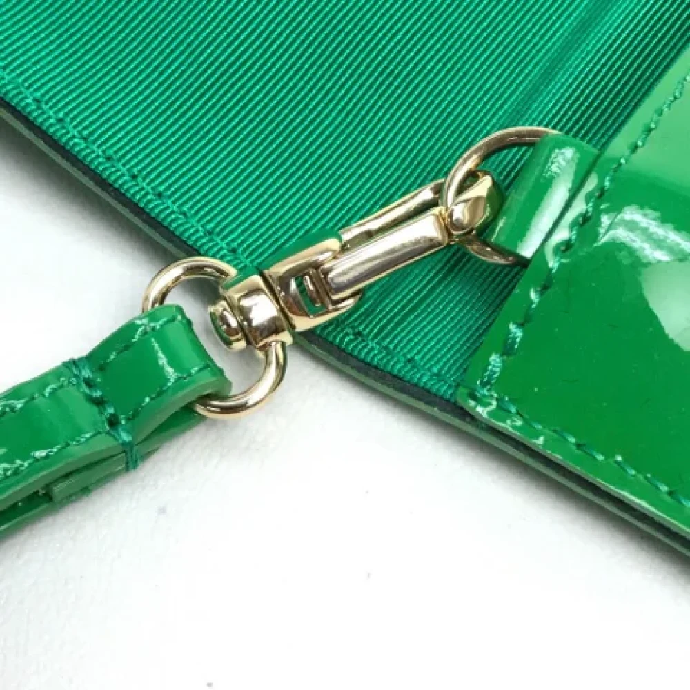 Valentino Vintage Pre-owned Leather clutches Green Dames