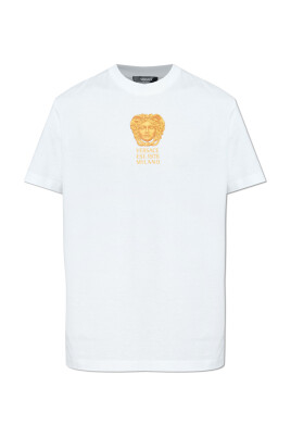 t-shirt-with-logo