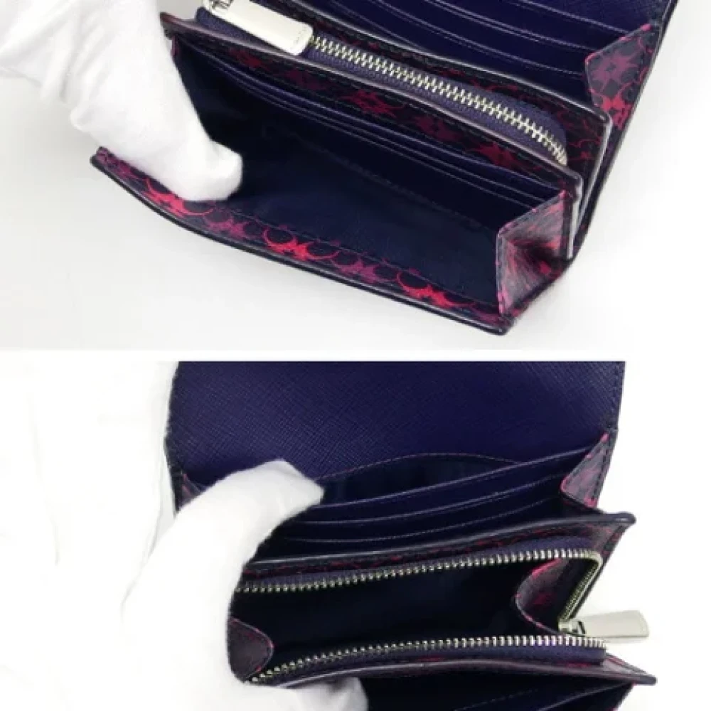Coach Pre-owned Canvas wallets Black Dames