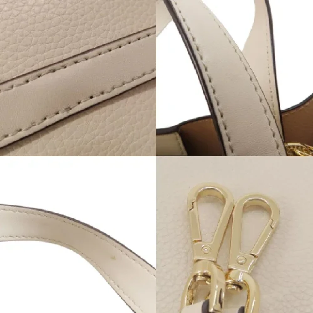 Michael Kors Pre-owned Leather handbags Beige Dames