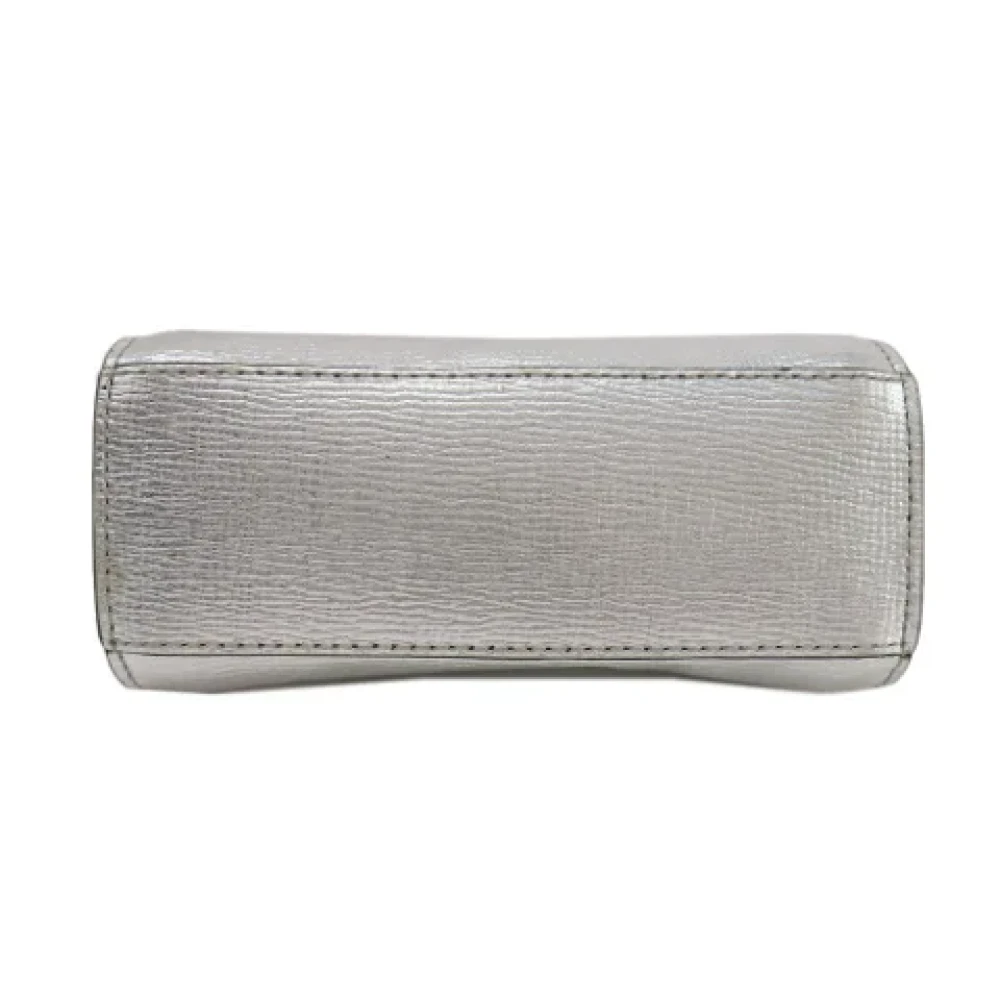 Michael Kors Pre-owned Fabric shoulder-bags Gray Dames