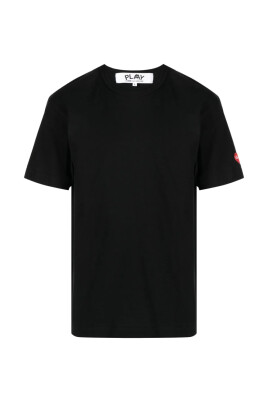 logo-patch-t-shirt-black-short-sleeve