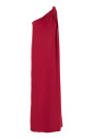 robe-longue-rouge-a-une-epaule-en-tissu-technique