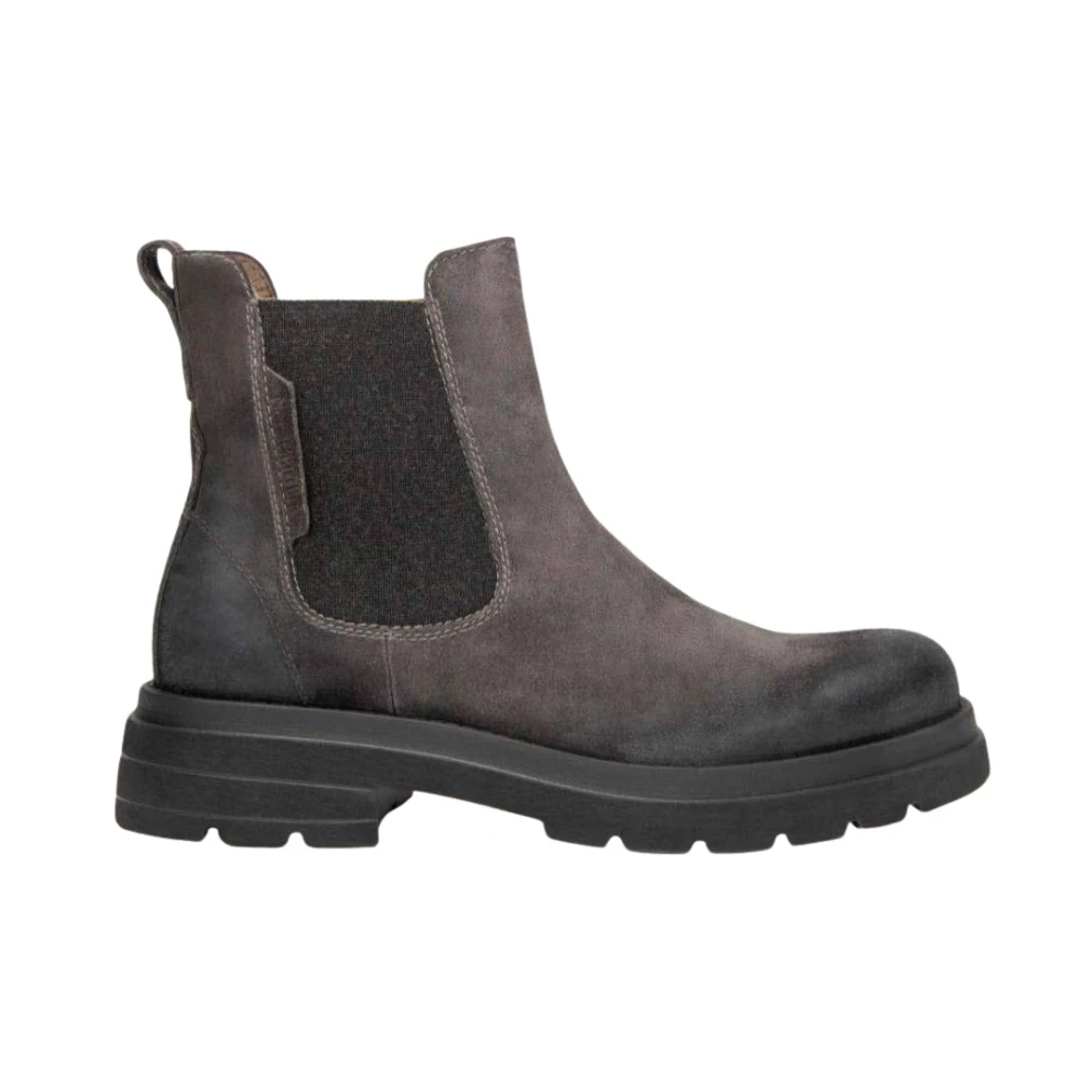 Shoes > Boots > Chelsea Boots - - Nerogiardini - Modalova