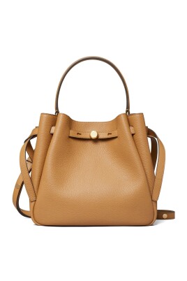 brown-leather-shoulder-bag