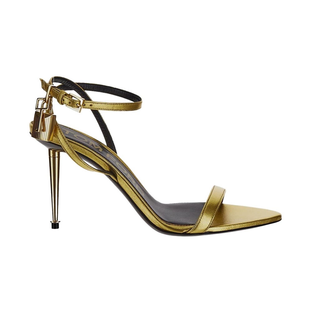 Gold hot sale tone heels