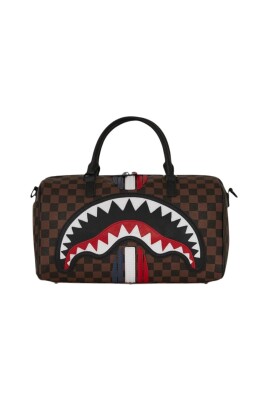 duffle-bag-with-zip-closure