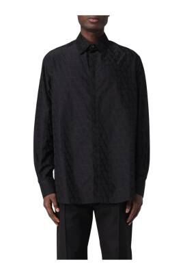 signature-black-longsleeve-shirt