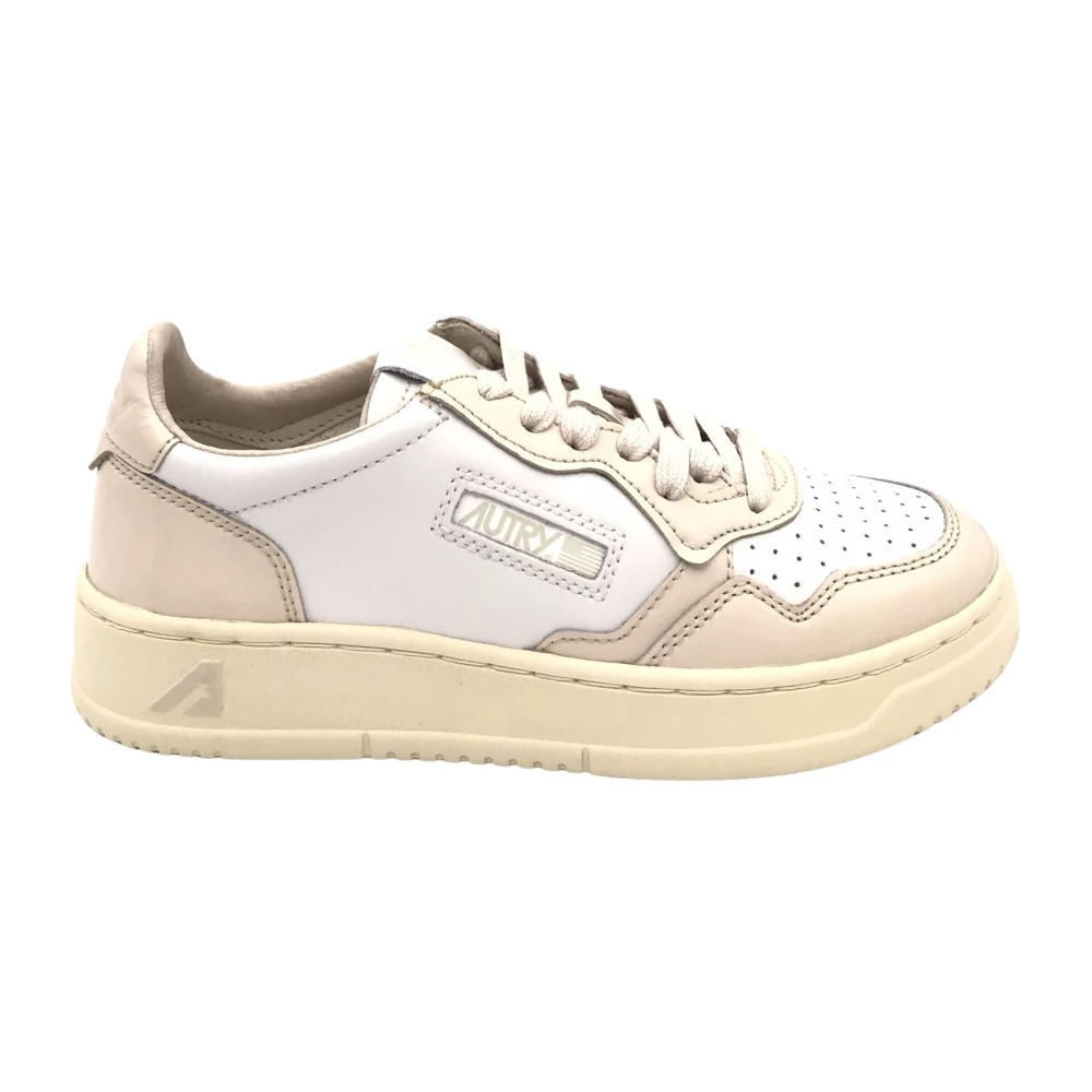 Autry Medalist Low Sneakers