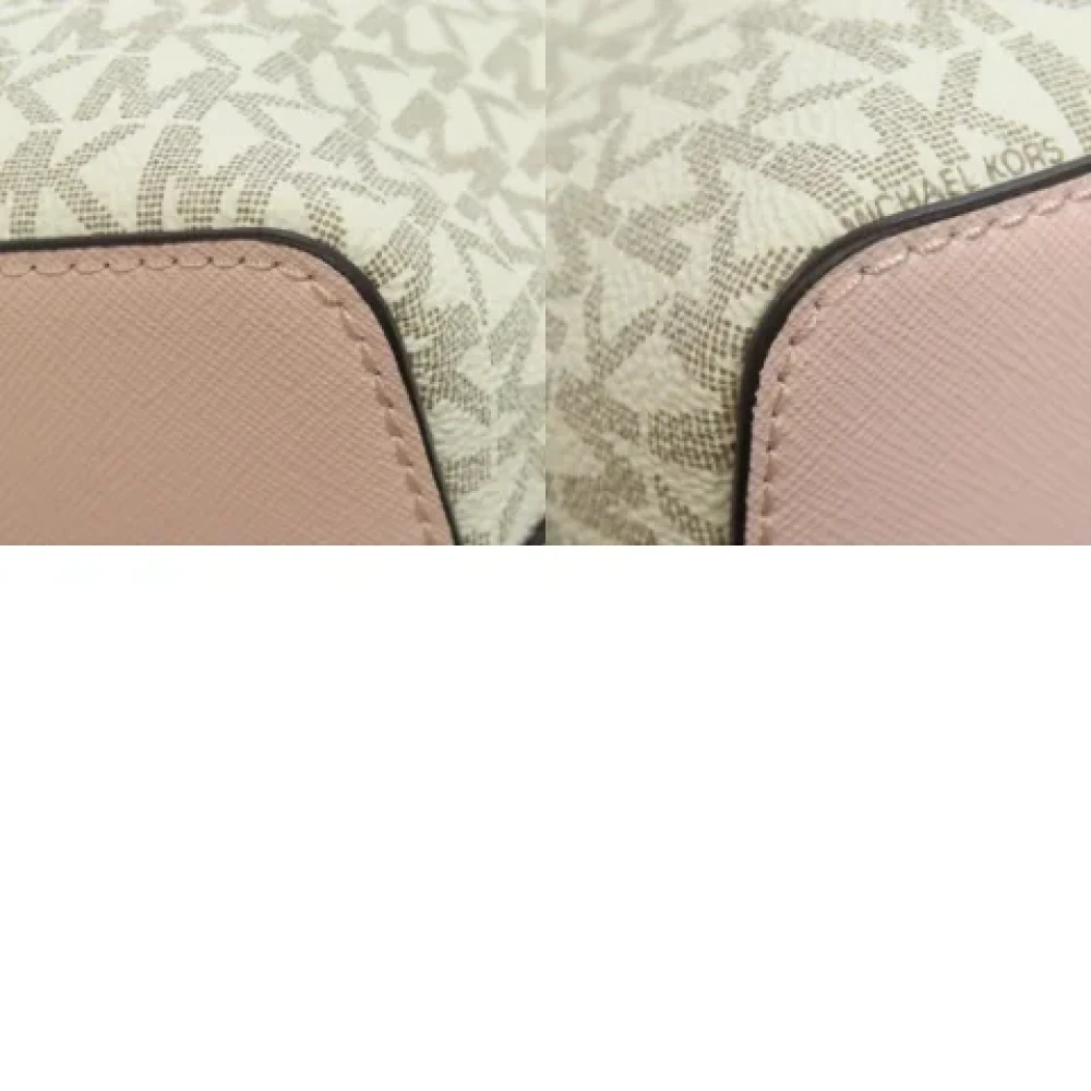 Michael Kors Pre-owned Canvas shoulder-bags White Dames