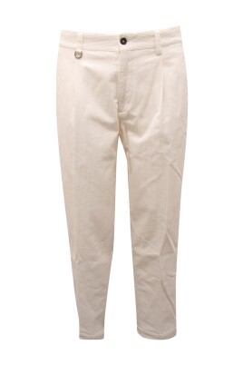 velvet-trousers-in-yogurt-color