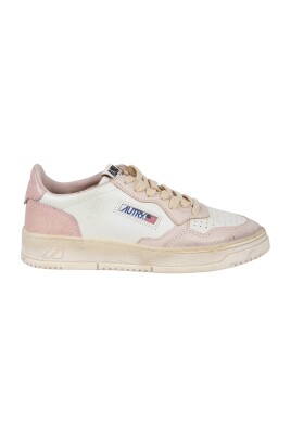 vintage-medalist-lace-up-trainers