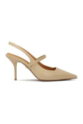 Beige pumps med öppen fyrkantig klack