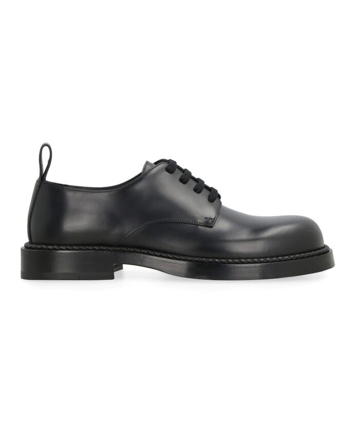 zwarte-veterschoenen-van-leer