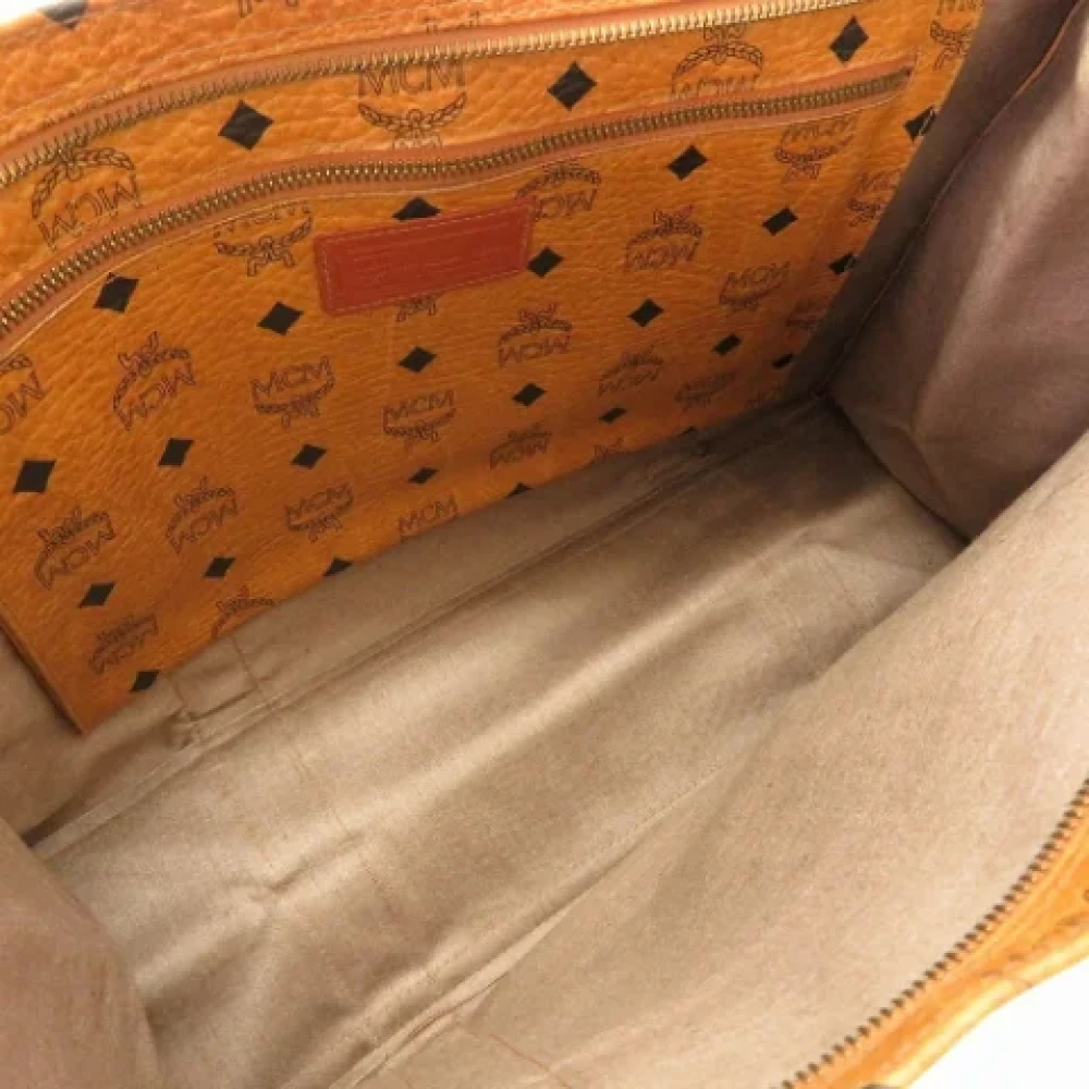 MCM Pre-owned Canvas shoulder-bags Brown Dames