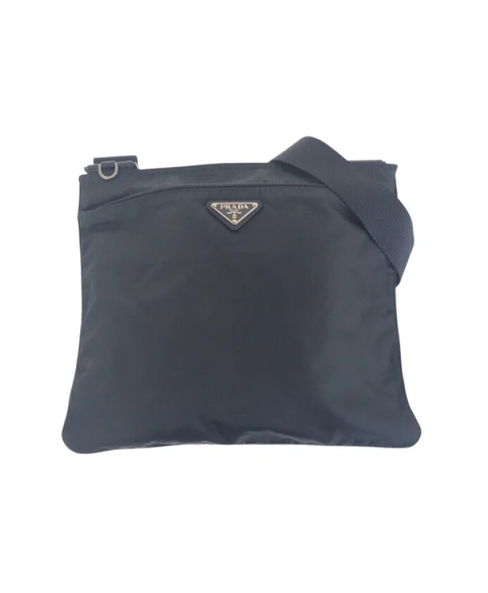 pre-owned-nylon-sacs-prada