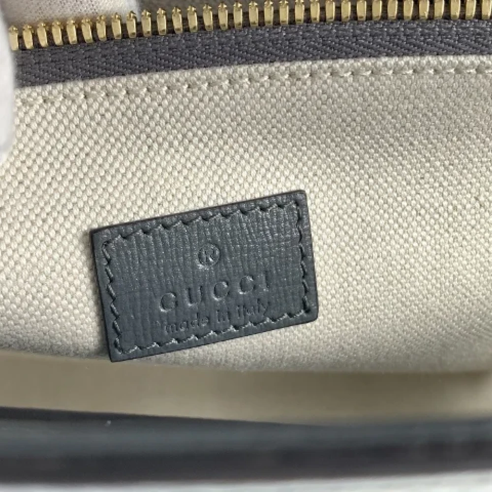 Gucci Vintage Pre-owned Leather gucci-bags Gray Dames
