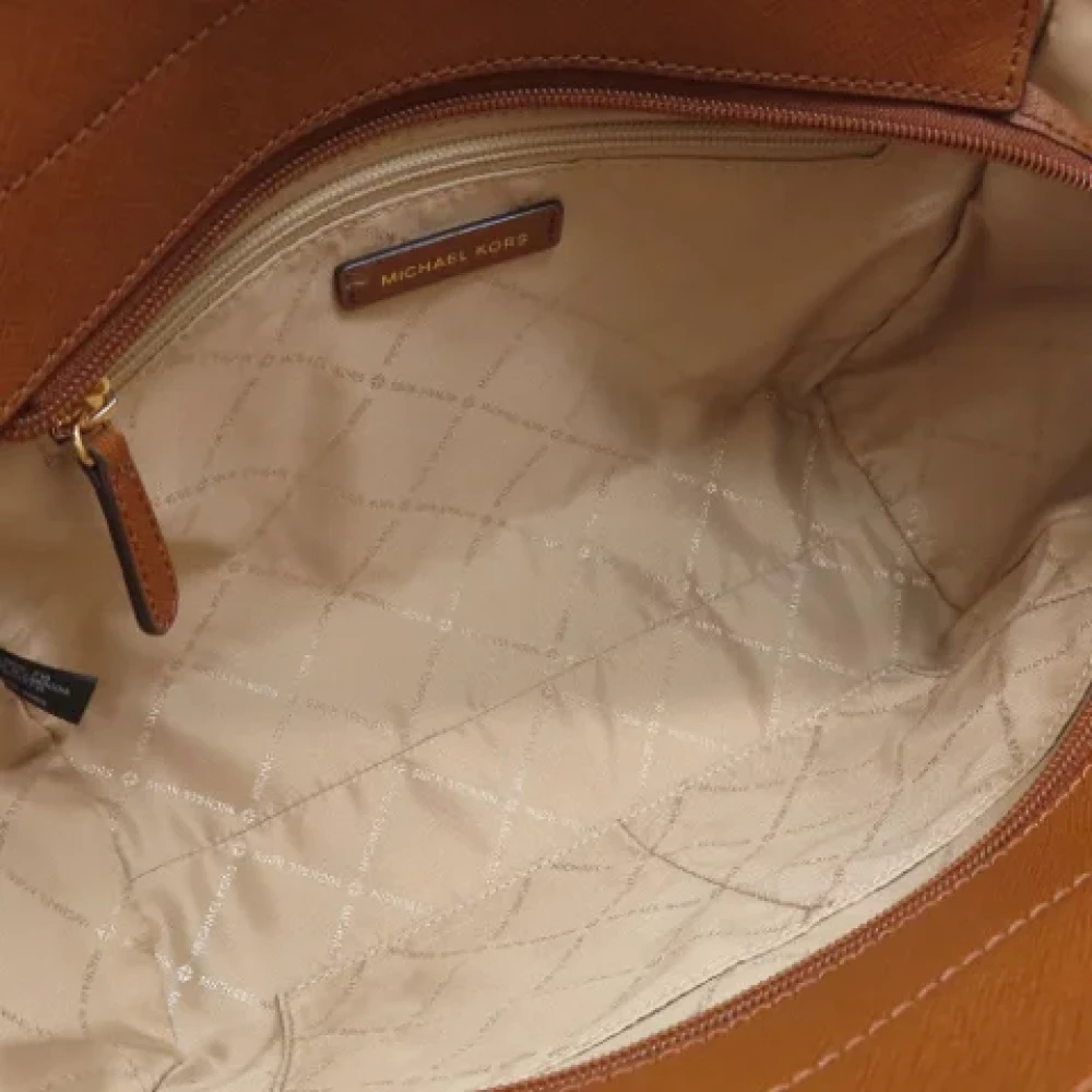 Michael Kors Pre-owned Plastic totes Brown Dames