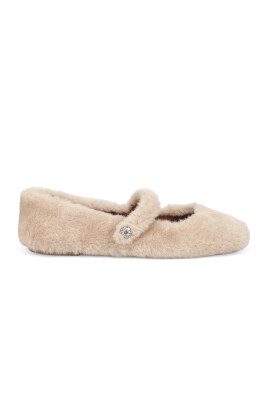 eco-fur-flat-shoes-in-beige