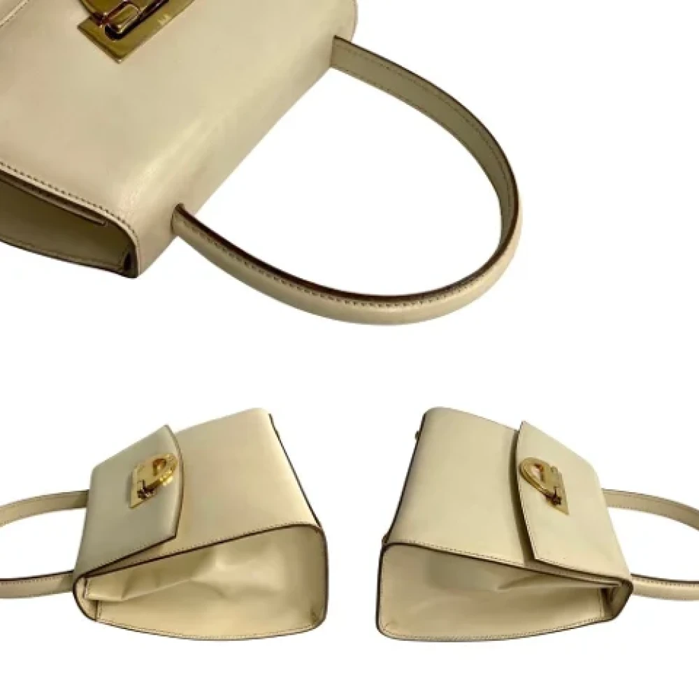 Celine Vintage Pre-owned Leather handbags Beige Dames