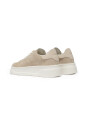 baskets-beige-en-daim-avec-details-platines