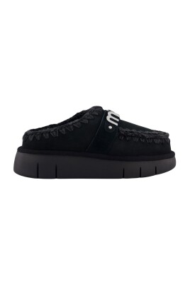 womens-bounce-clog-in-black