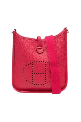 pre-owned-leather-crossbody-bags