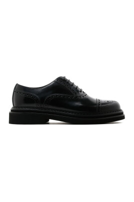 black-flat-shoes-francesina-derby-style