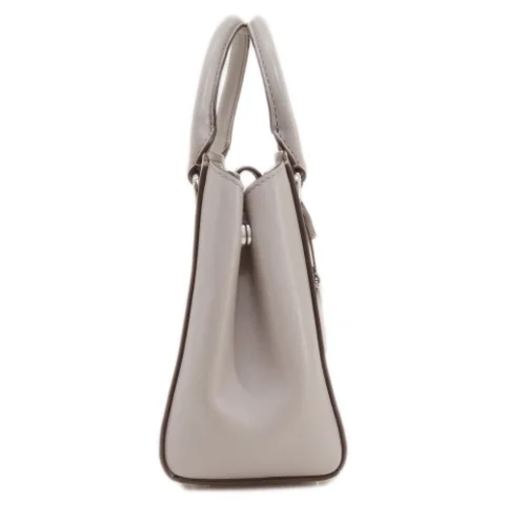 Michael Kors Pre-owned Fabric handbags Beige Dames