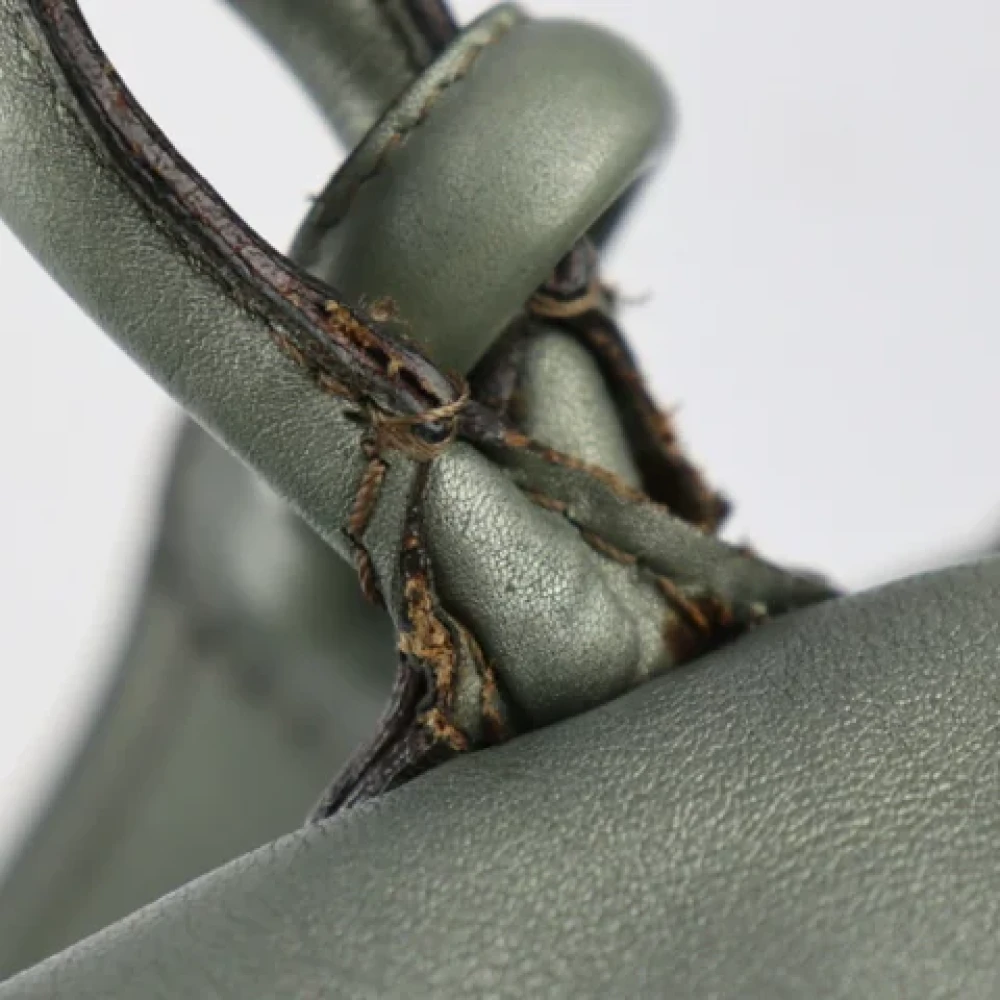Loewe Pre-owned Leather shoulder-bags Green Dames