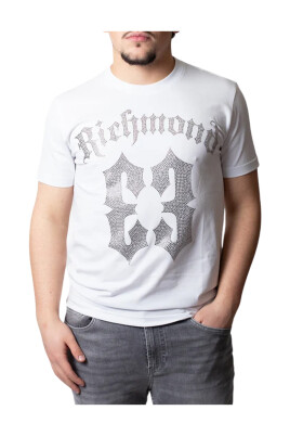 graphic-logo-tee-bold-style