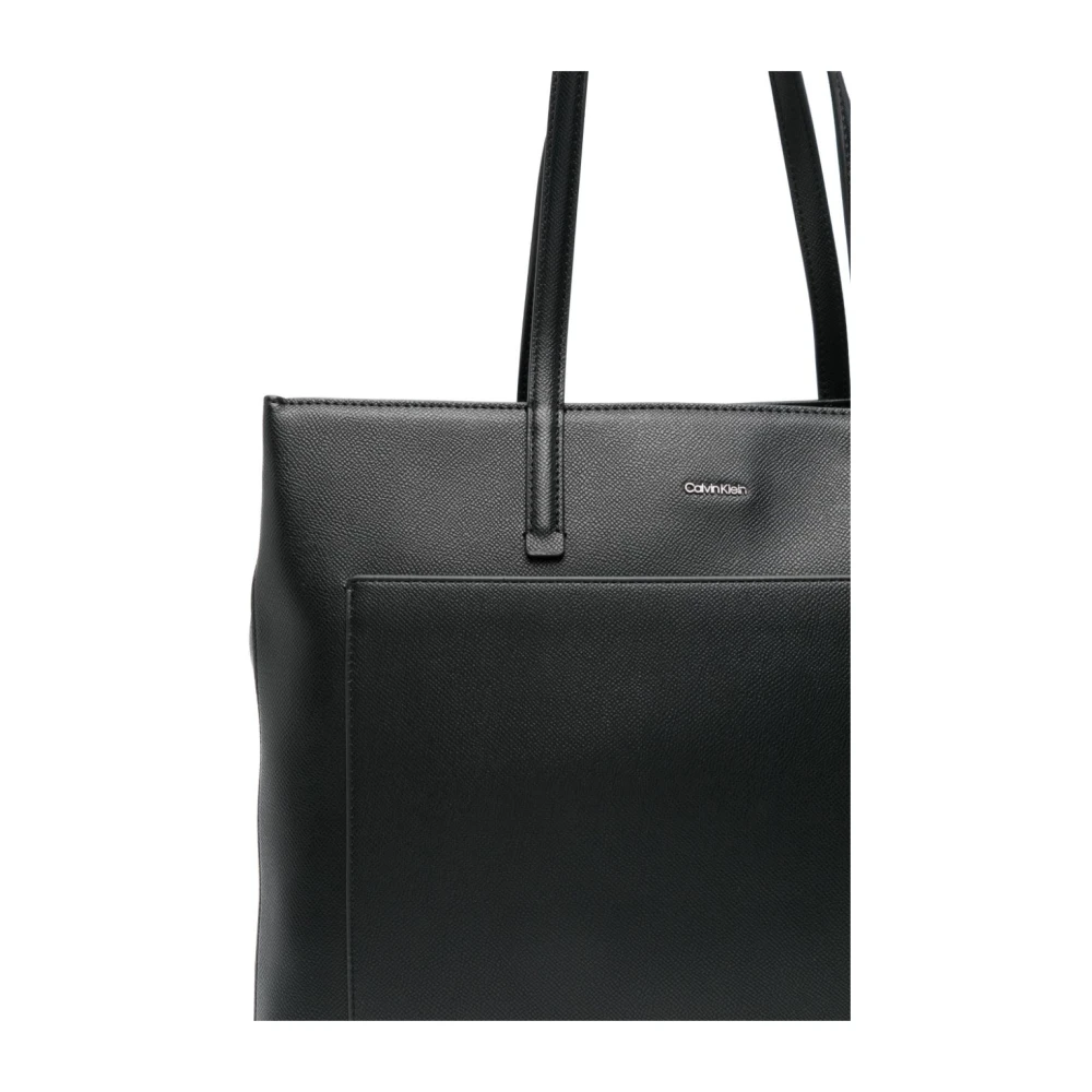 Calvin Klein Zwarte tassen voor stijlvolle outfits Black Dames