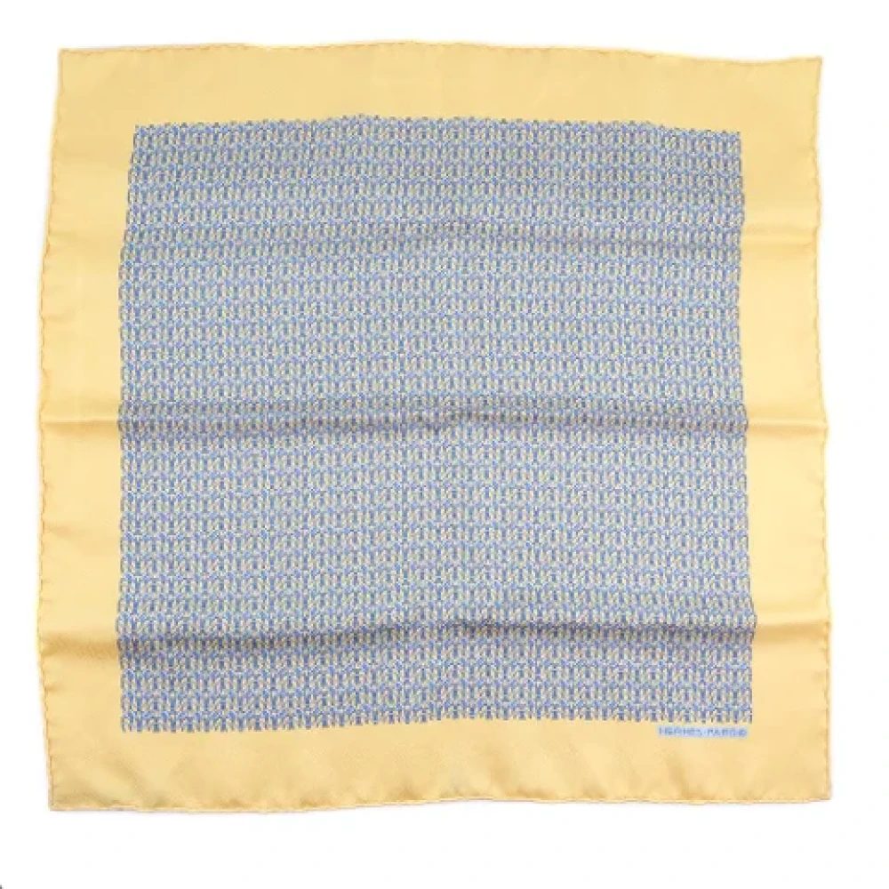 Hermès Vintage Pre-owned Silk scarves Multicolor Dames