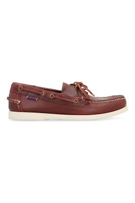 leather-boat-shoes-with-visible-stitching