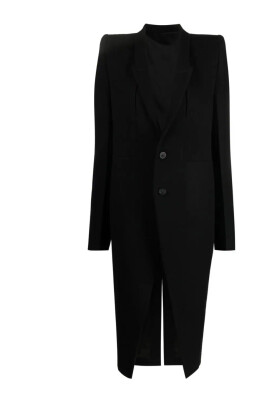 black-pocket-coat