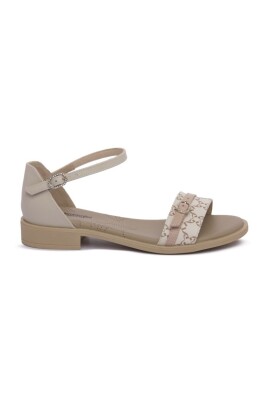 beige-flat-sandals
