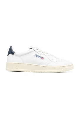 sneakers-blanches-pour-homme