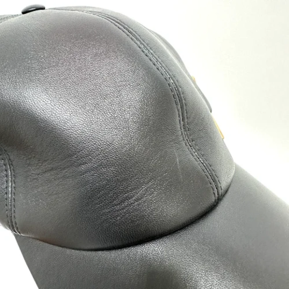 Louis Vuitton Vintage Pre-owned Leather hats Black Dames