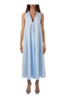 robe-longue-elegante-avec-decollete-en-v