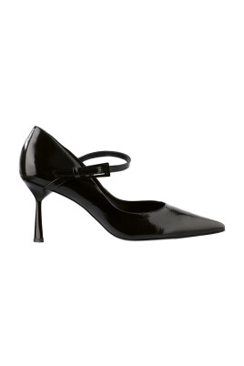 black-womens-pumps
