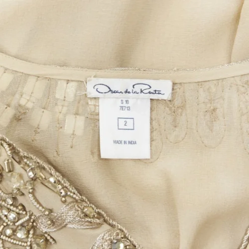 Oscar De La Renta Pre-owned Silk tops Beige Dames