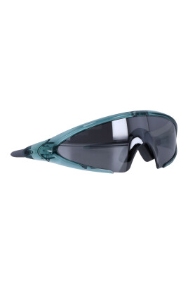 prizm-sunglasses-with-unobtainium-grip
