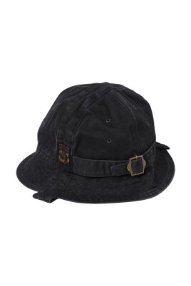 stylish-black-bucket-hat-closure