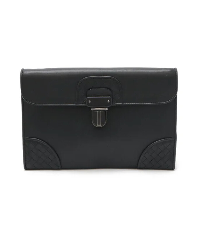 pre-owned-leather-clutches
