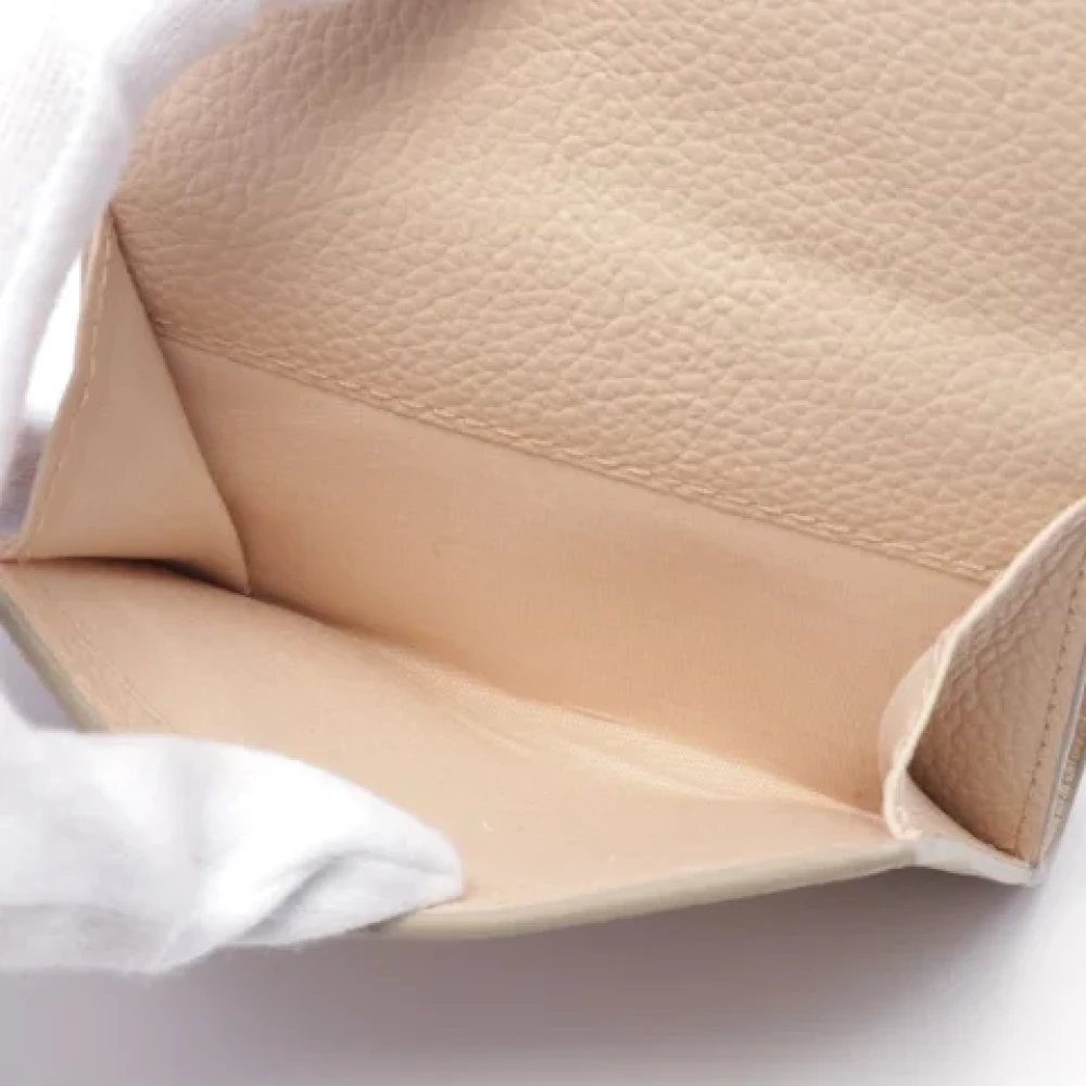 Chloé Pre-owned Leather wallets Beige Dames