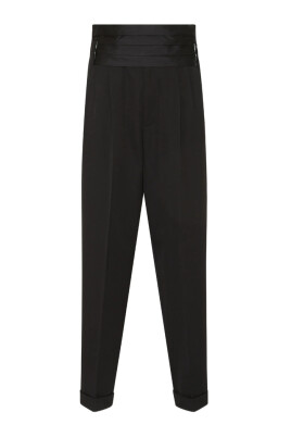 pantalon-noir-plisse-a-ceinture